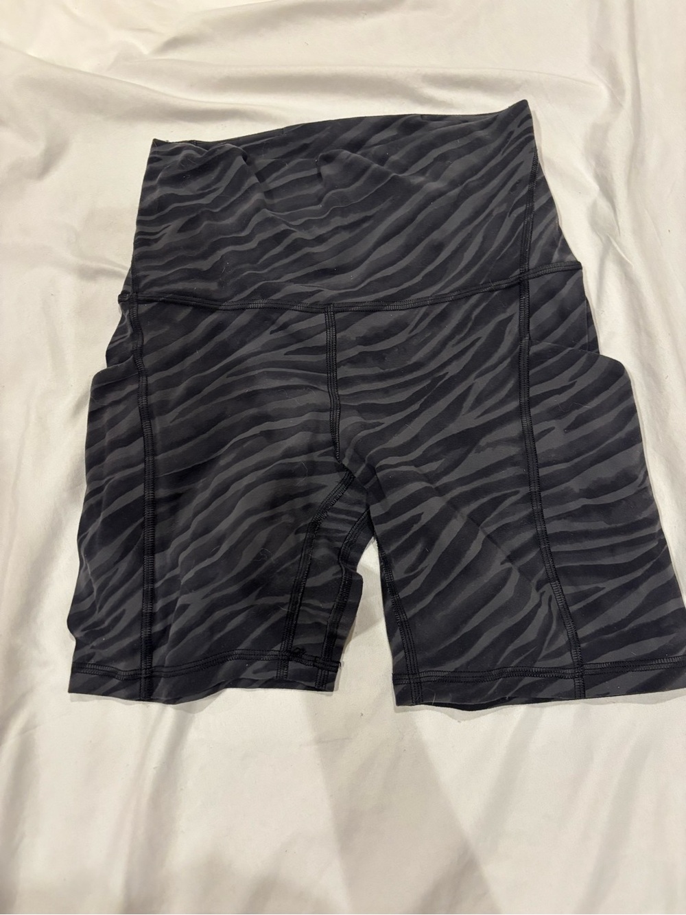 lululemon athletica High-Rise Bike Shorts - Black Zebra